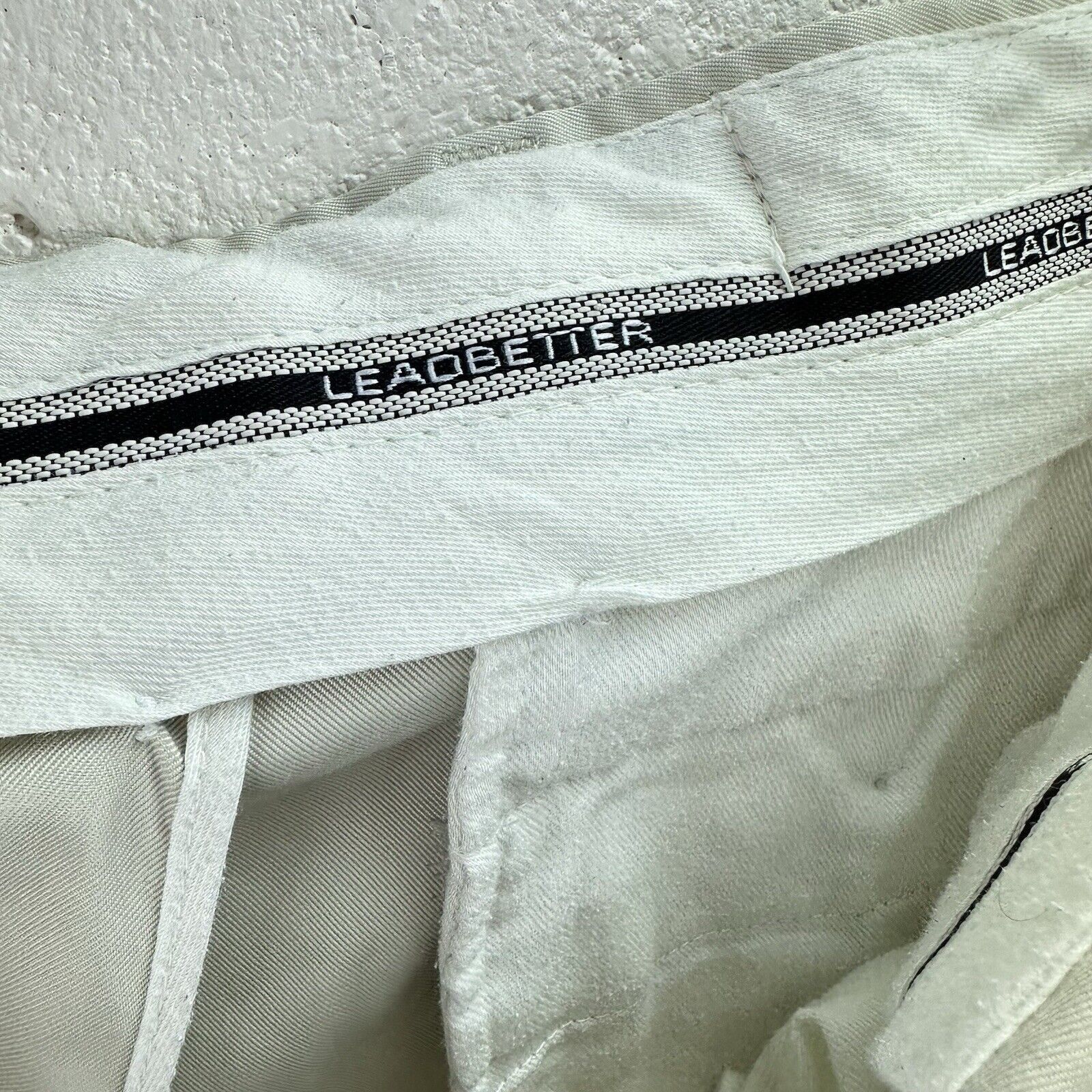 Jos. A. Bank Jos A Bank Leadbetter Golf Pants Men's 38x30 Beige Perform Size US 38 / EU 54 - 2 Thumbnail