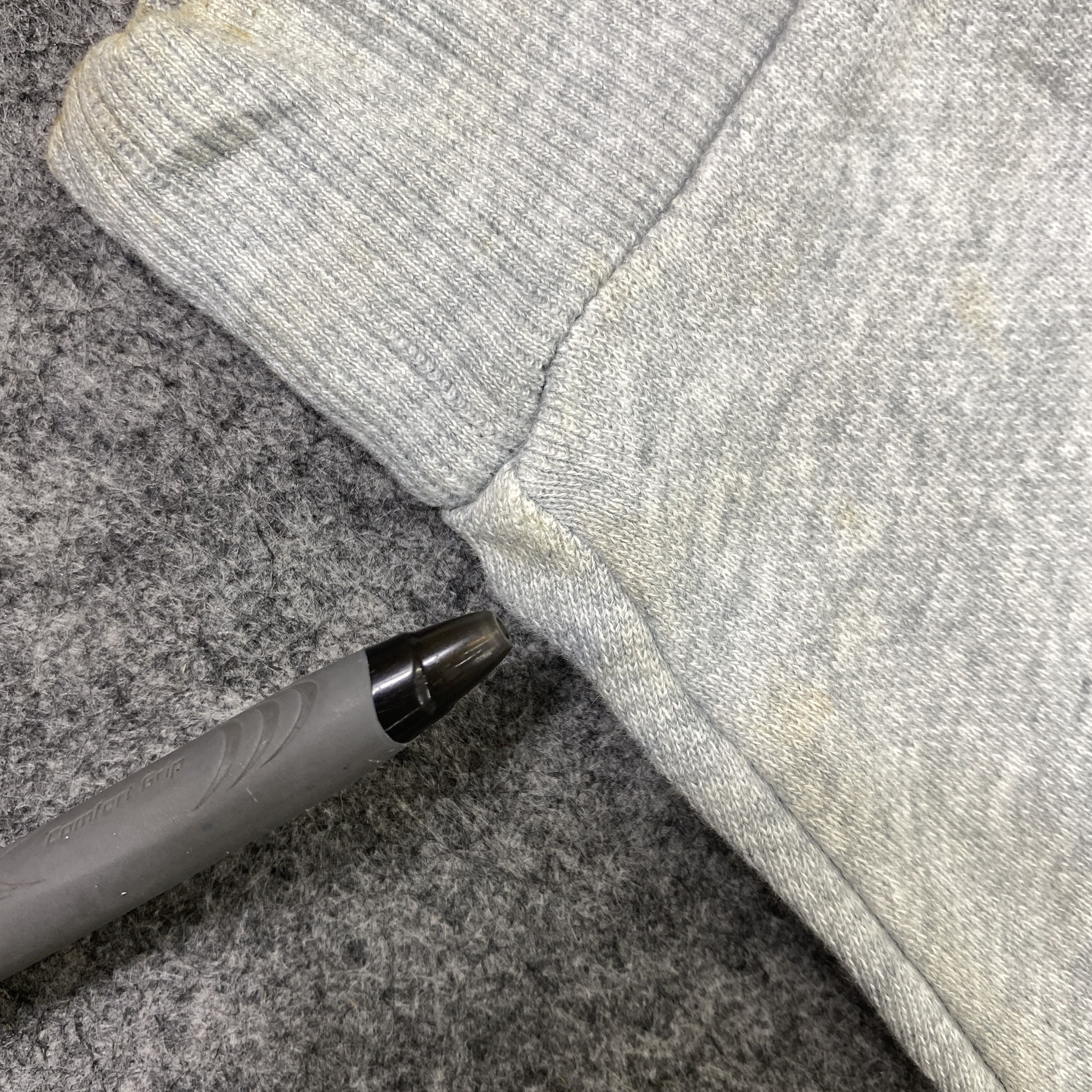 Japanese Brand Vintage The Living Earth Sweatshirt Dirty - SW0134 Size US L / EU 52-54 / 3 - 15 Thumbnail
