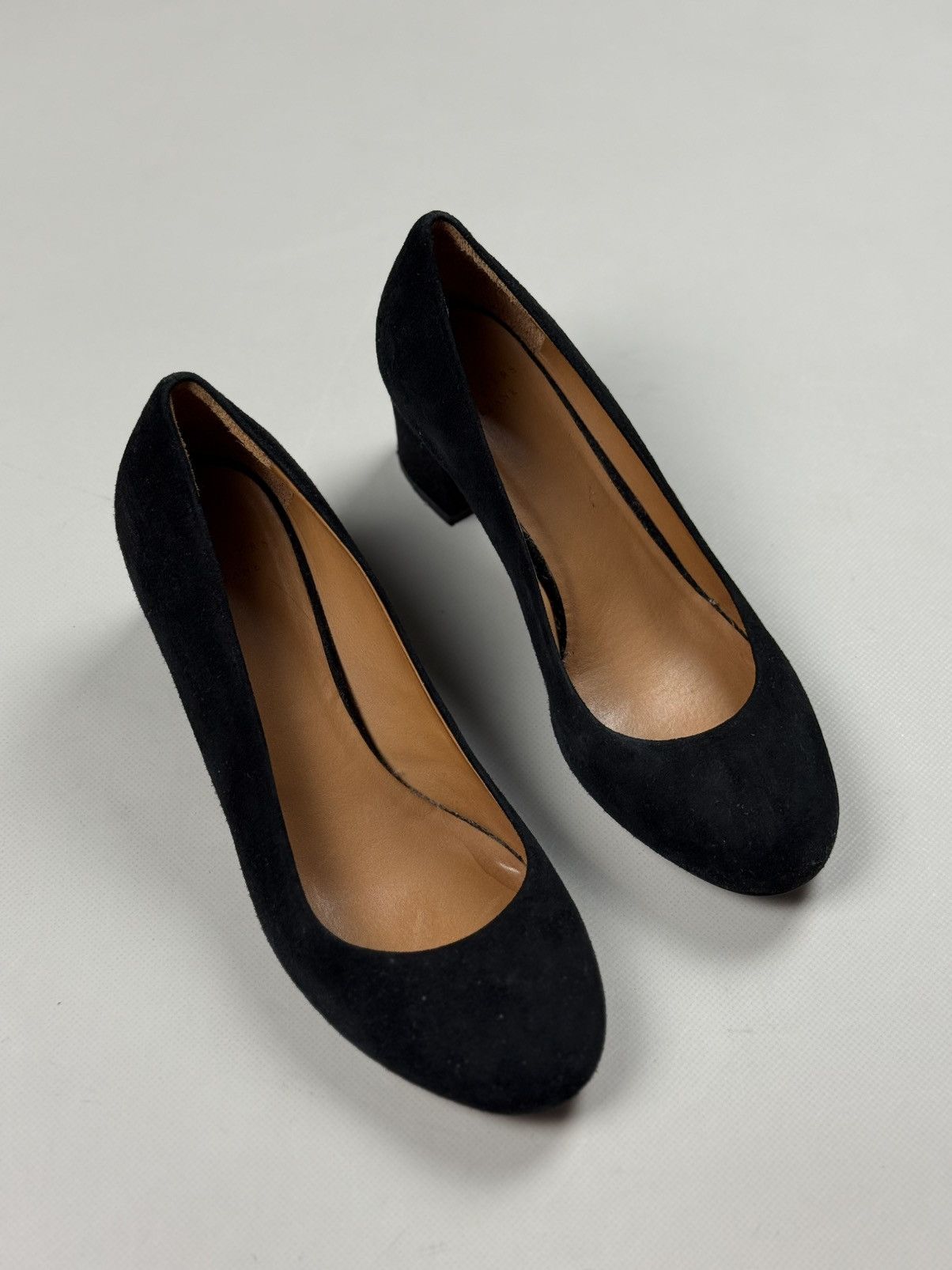 Sezane Les Souliers Sezane Ladies Suede Pump Block Heels Shoes Size US 7 / IT 37 - 2 Thumbnail