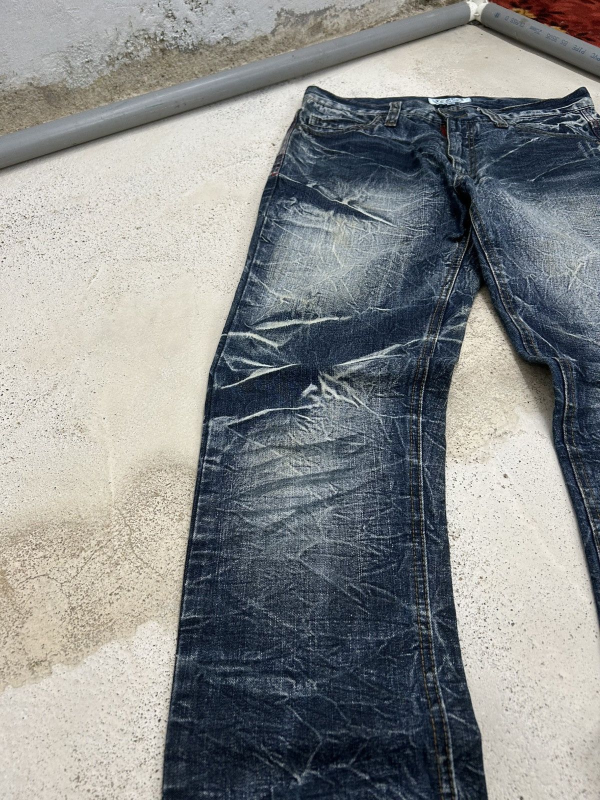 Tornado Mart Lowbox Whiskered Distressed Straight Leg Denim Fade Wash Size US 31 - 6 Thumbnail