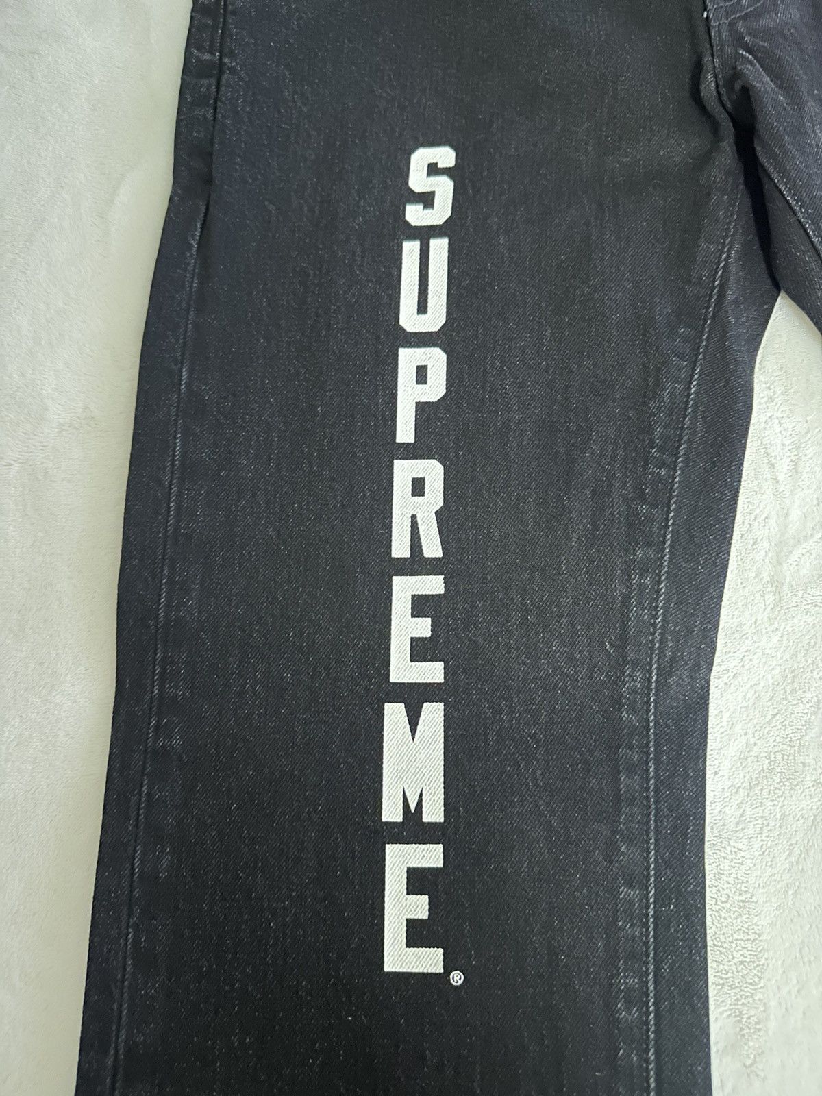 Levi's × Supreme Supreme Levi’s Jeans SS17 Size US 32 / EU 48 - 2 Thumbnail