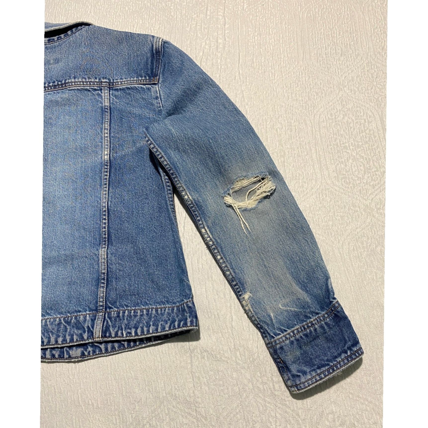Vintage VINTAGE Zena Jeans Denim Jacket Women XL Short Blue Distressed Ripped Casual Button Front Pockets Collared Size 40" / US 18 - 5 Thumbnail