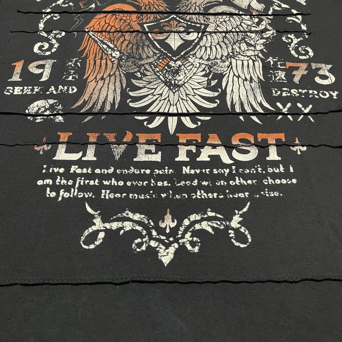 Affliction Vintage Affliction Live Fast Gothic Style Ripped T-shirt Size US L / EU 52-54 / 3 - 3 Thumbnail