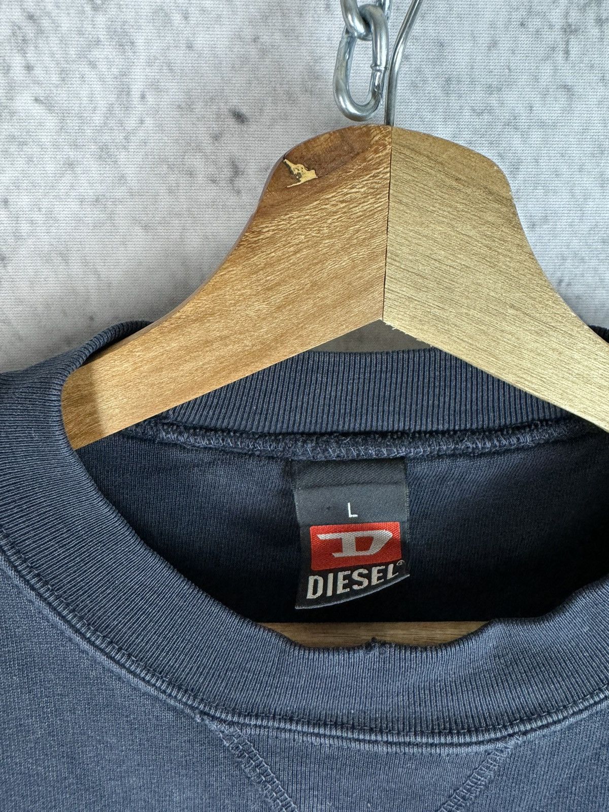 Diesel Diesel Vintage Boxy Center Logo Y2K Sweatshirt Crewneck Size US L / EU 52-54 / 3 - 3 Thumbnail