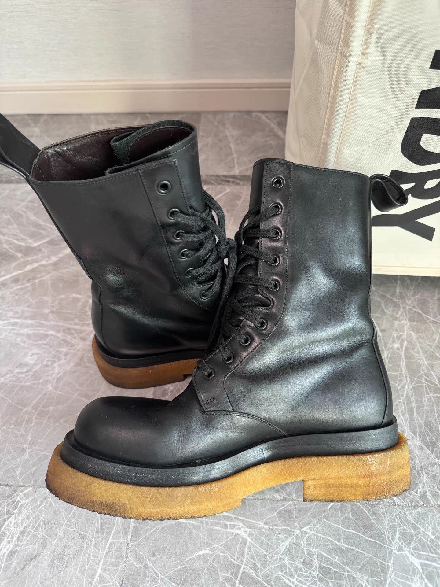 Bottega Veneta Bottega Veneta Lug Combat Boots K6 Size US 7 / EU 40 - 7 Thumbnail