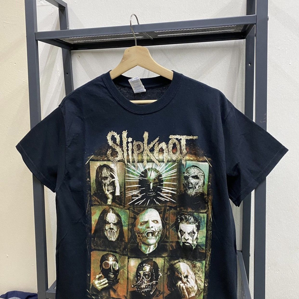Band Tees × Slipknot × Vintage Vintage y2k Slipknot 2015 Gildan T-Shirt rock band tee siz M Size US M / EU 48-50 / 2 - 3 Thumbnail