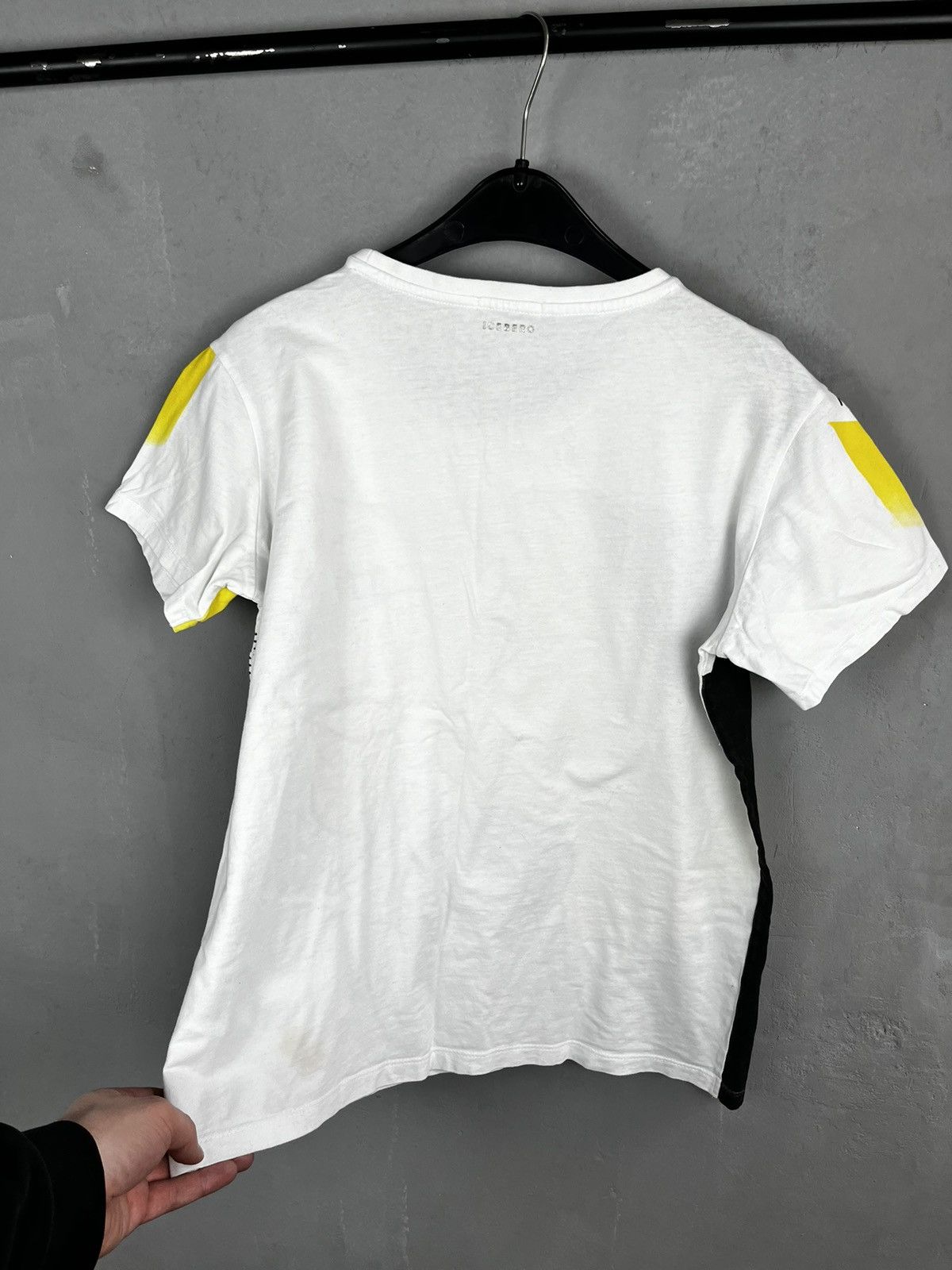 Designer × Iceberg VTG Iceberg x Disney Snow White Graphic T-Shirt Size S / US 4 / IT 40 - 11 Thumbnail