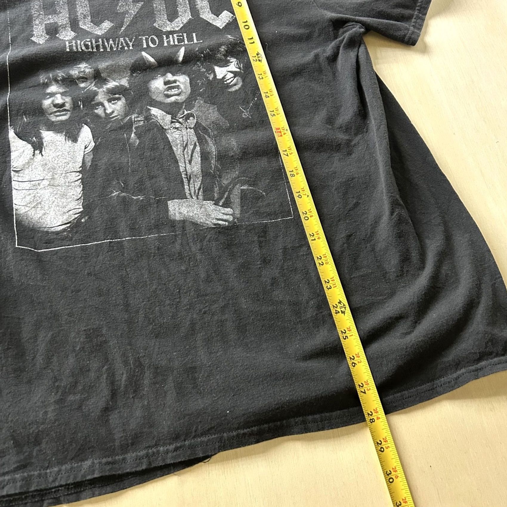 Vintage AC/DC Highway To Hell Shirt Mens XL Black Rock Band Graphic Tee T-Shirt Size US XL / EU 56 / 4 - 4 Thumbnail