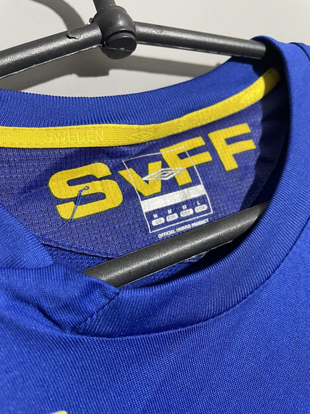 Umbro × Vintage Vintage Umbro Sweden 2006 Away Soccer jersey size M Size US M / EU 48-50 / 2 - 6 Thumbnail