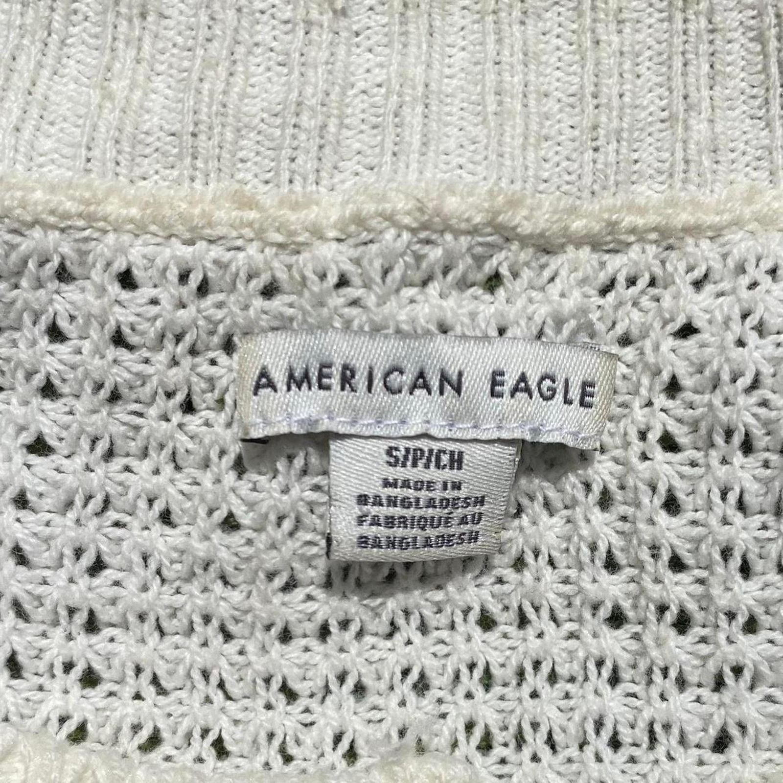 American Eagle Outfitters American Eagle Knit Sweater Size S Red White Green Size S / US 4 / IT 40 - 2 Thumbnail