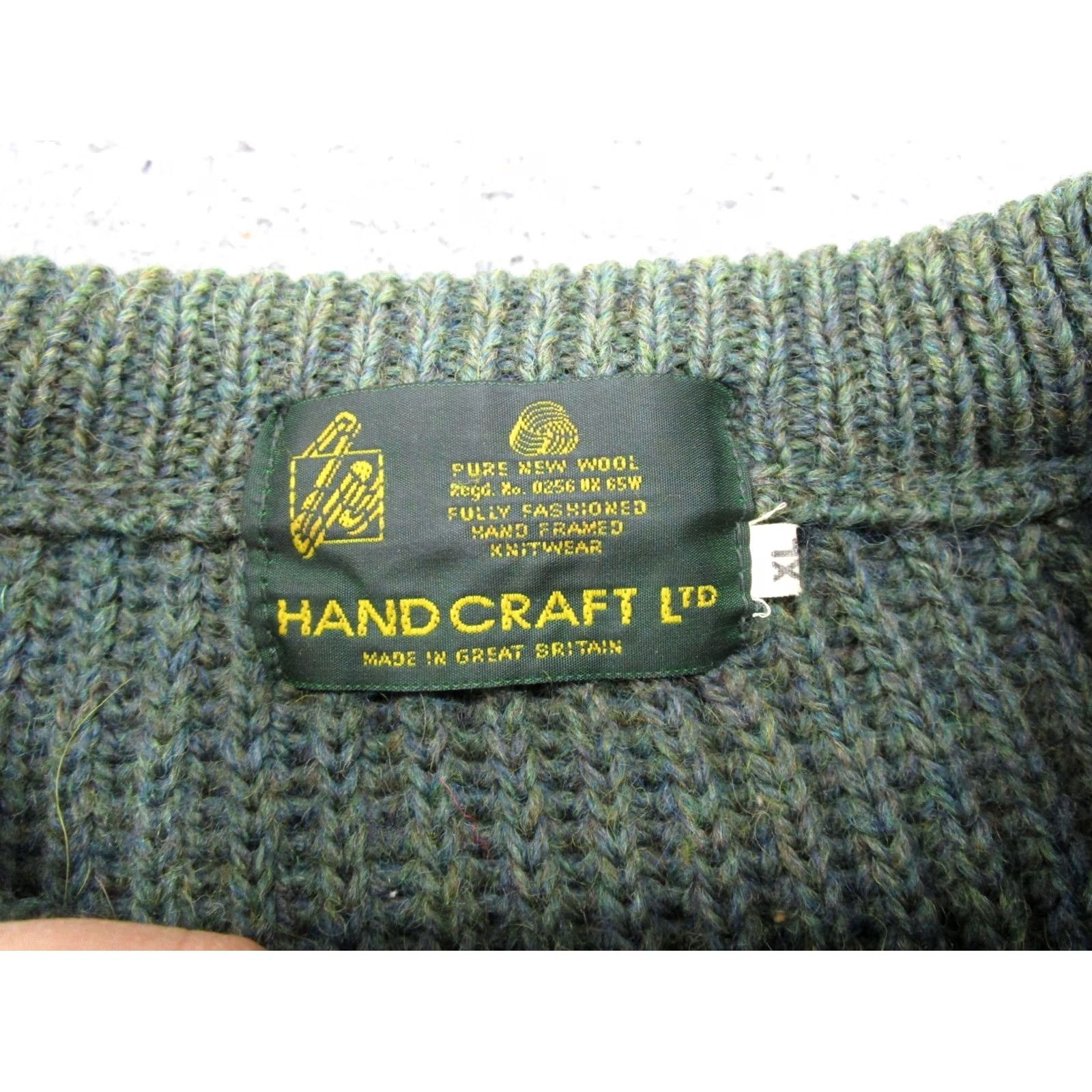 Olive VINTAGE Handcraft LTD. Men's Pure New Wool Heavy Knit Sweater Olive Green XL Crew Neck Pullover Knit Wool 80s 90s Retro, Casual, Workwear Mens Size US XL / EU 56 / 4 - 2 Thumbnail