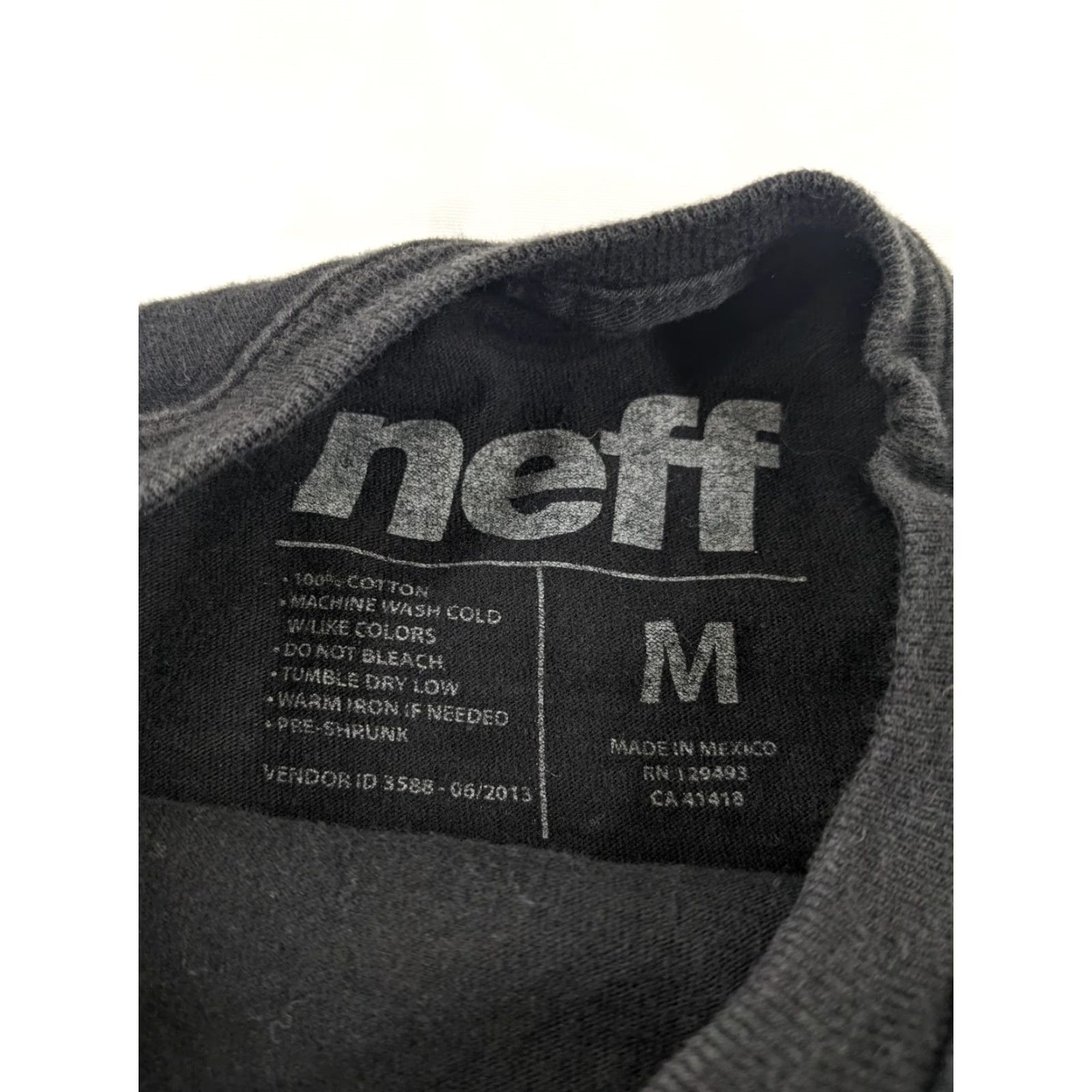 Vintage Neff Screen Tshirt Bunny Soldier USA Camouflage Medium/Small Size US M / EU 48-50 / 2 - 3 Thumbnail