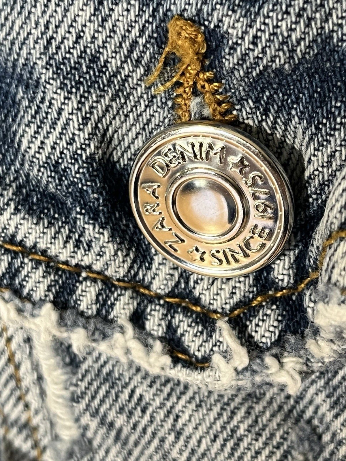 Other Zara Distressed Denim Graffiti Jean Sleeveless Jacket Vest Size US S / EU 44-46 / 1 - 9 Thumbnail