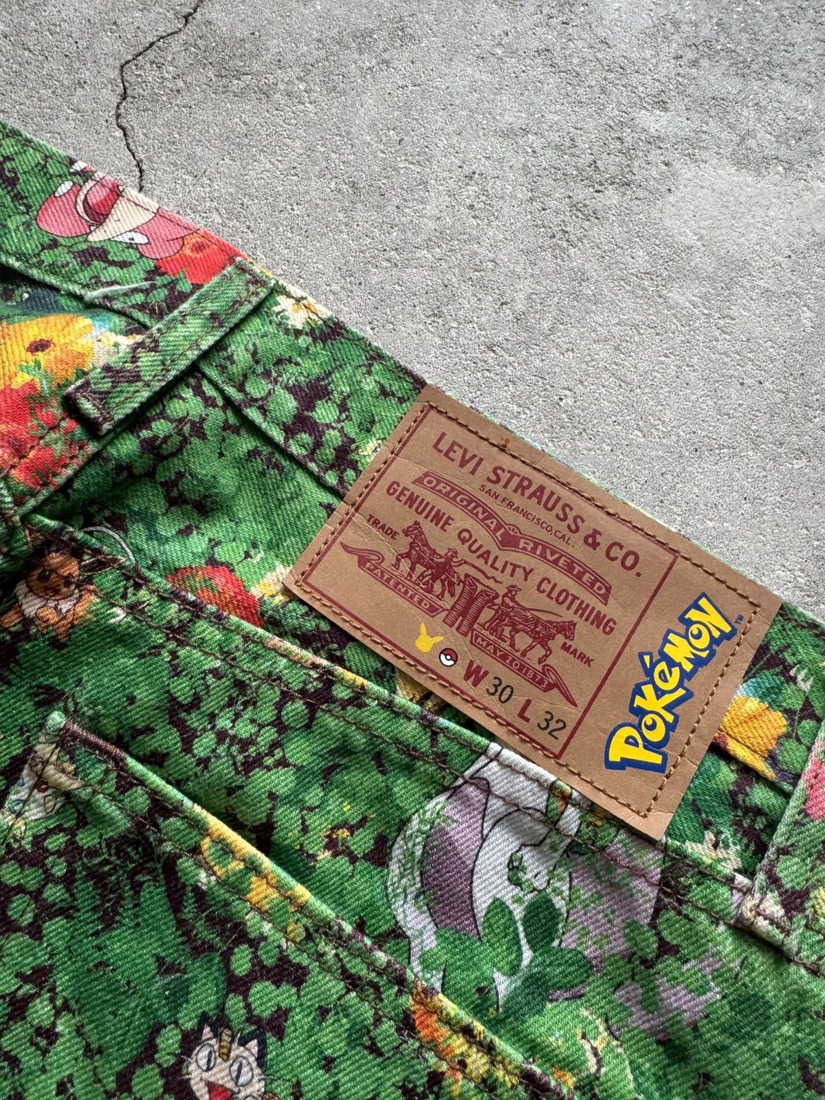 Levi's × Pokemon Levi’s x Pokemon Denim Jeans Size US 30 / EU 46 - 4 Thumbnail