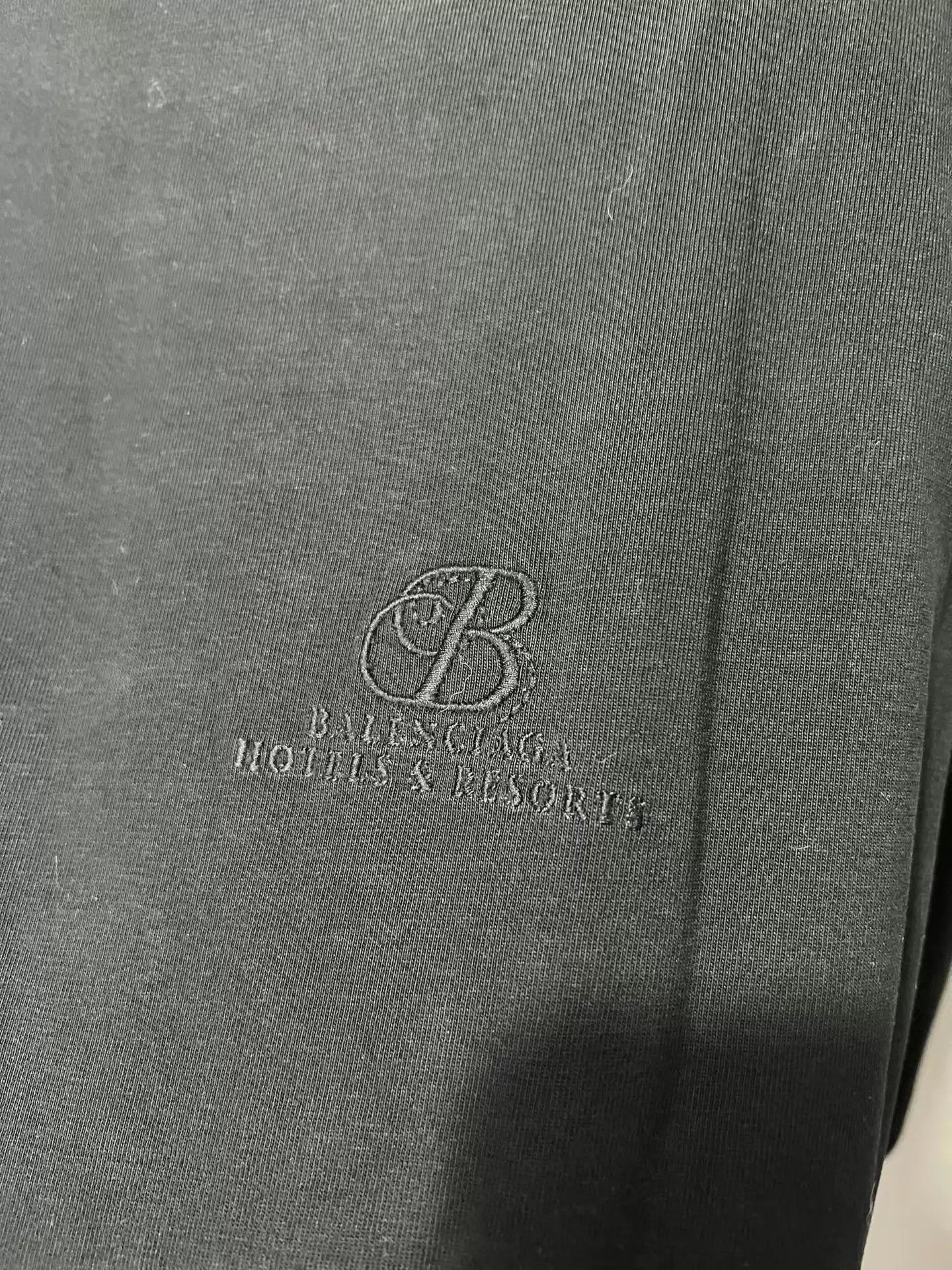 Balenciaga Balenciaga short sleeve t-shirt L like new Size US L / EU 52-54 / 3 - 3 Thumbnail