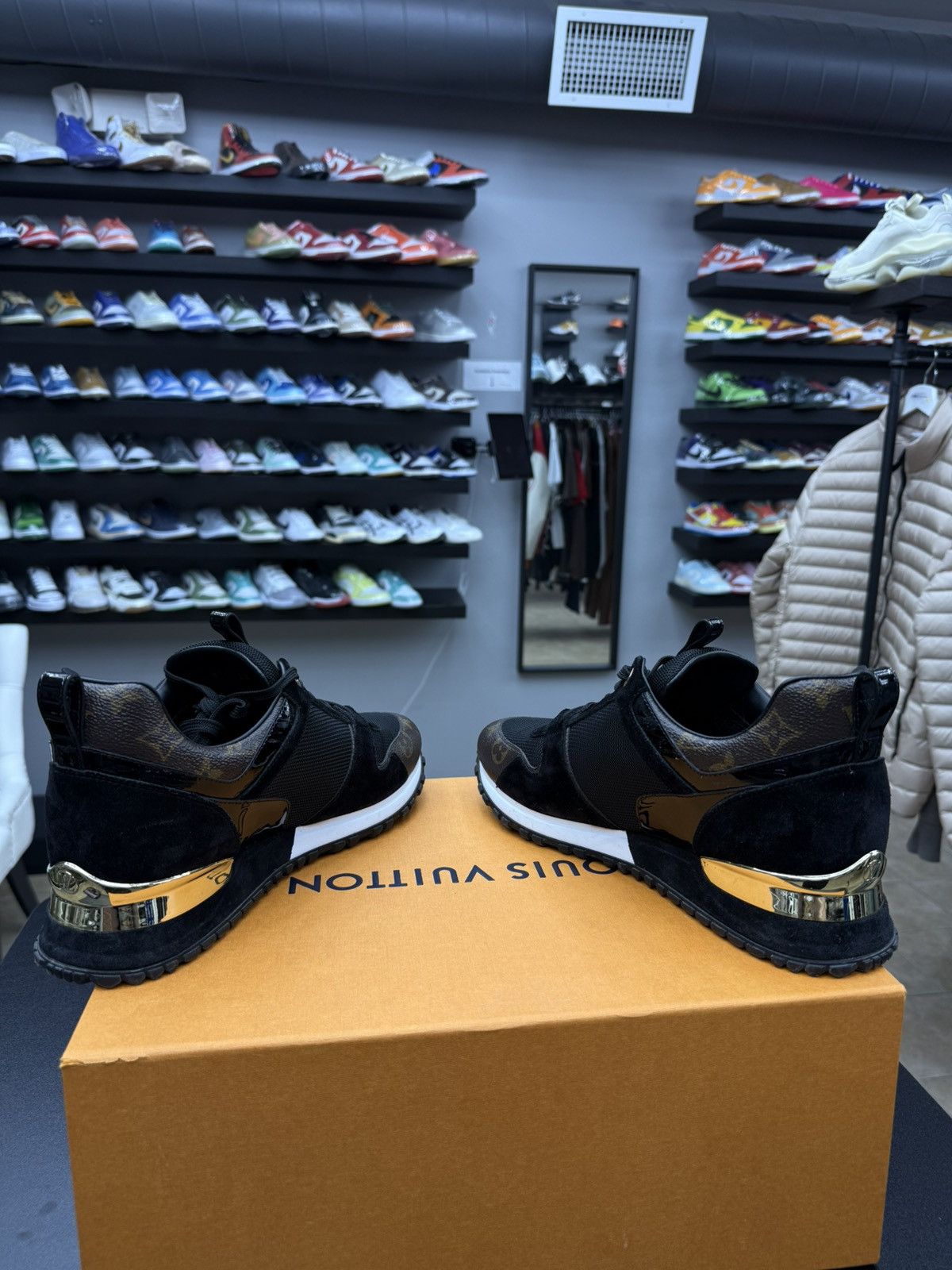 Louis Vuitton Louis Vuitton Run Away Sneaker Black Brown Monogram Size US 8 / EU 41 - 14 Thumbnail