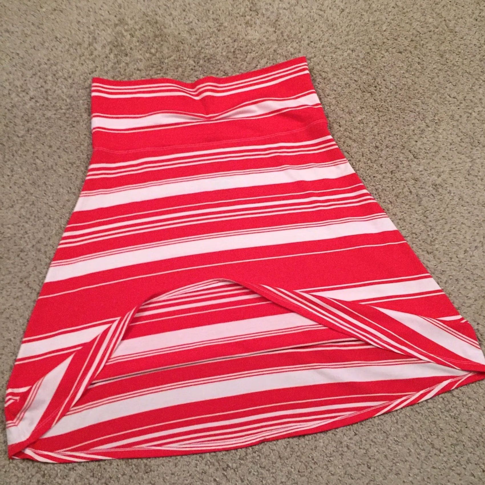 Old Navy Old Navy Red Striped Knee Length Pull On Large Skirt Size 36" / US 14 / IT 50 - 7 Thumbnail