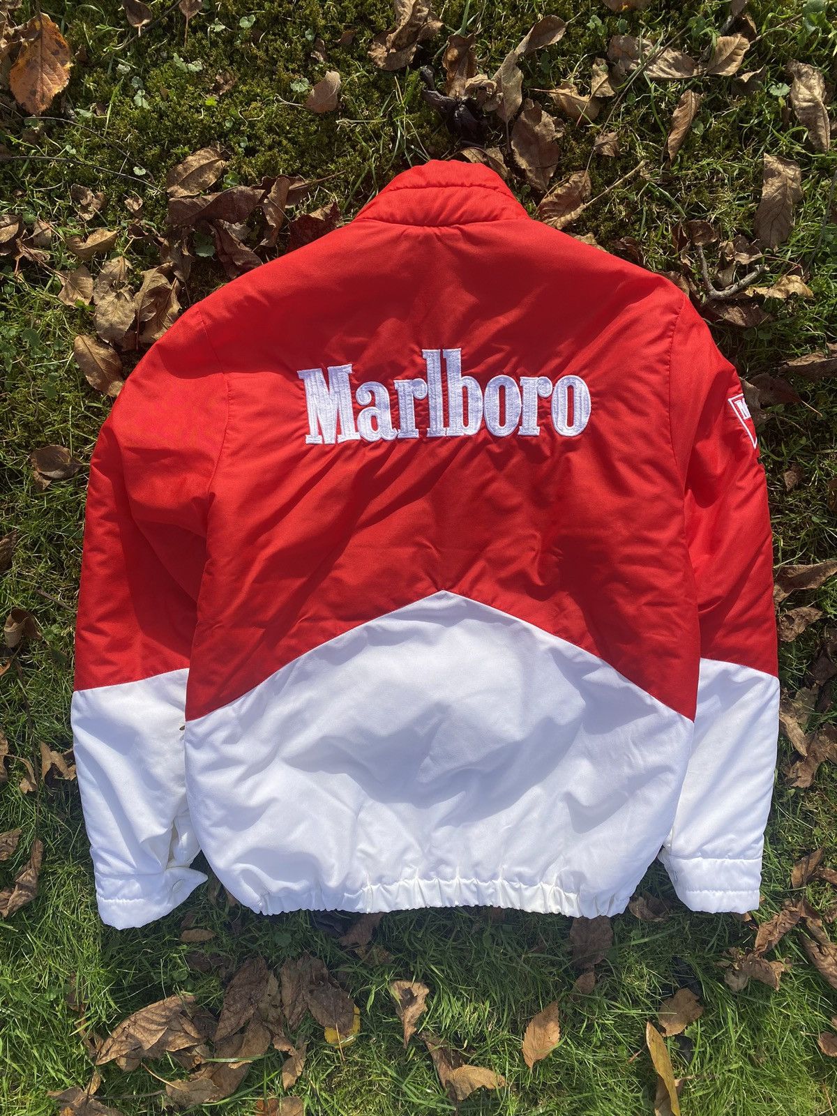 Marlboro 80' 90' Marlboro WORLD Championship Team Puffer Jacket