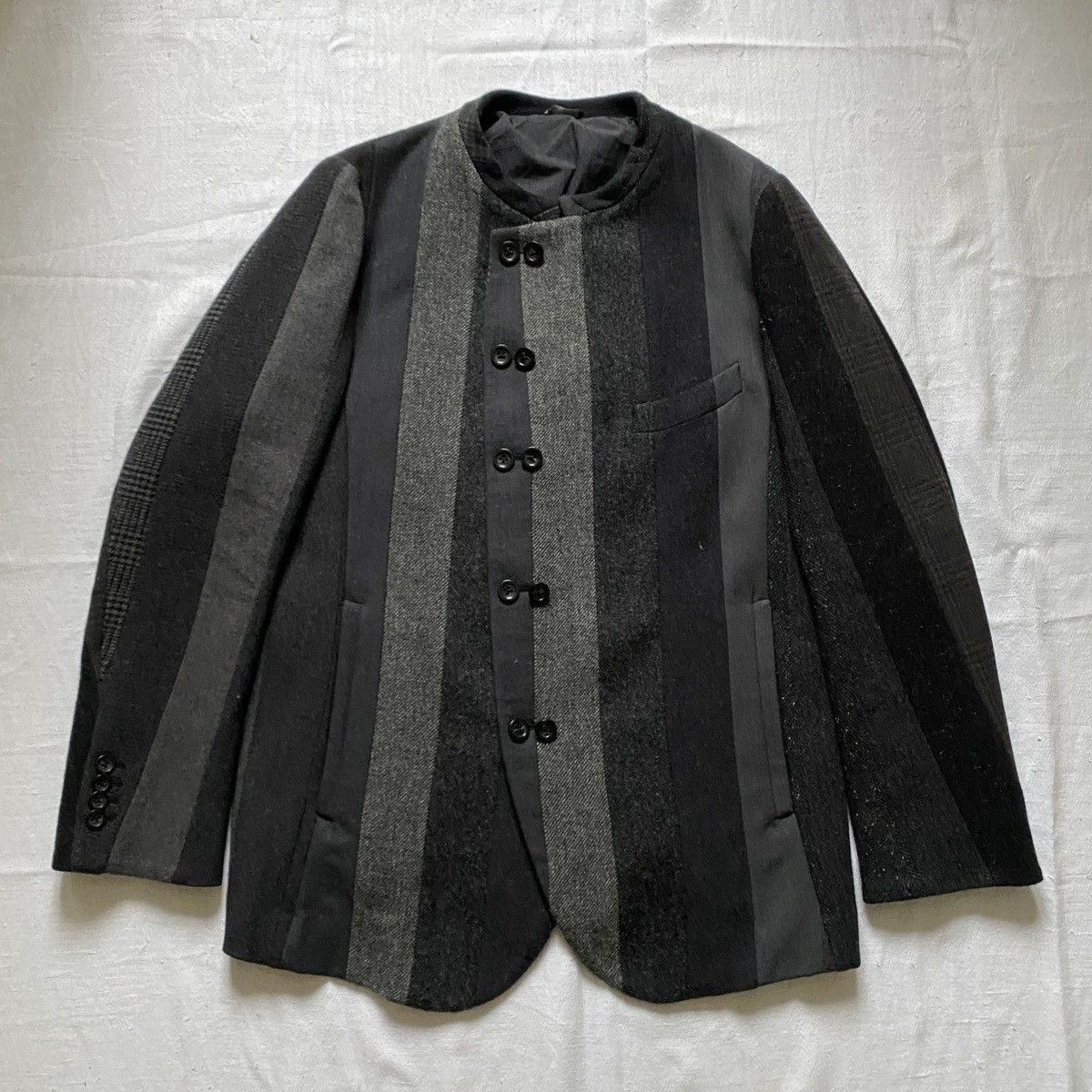 Dolce & Gabbana vintage Dolce & Gabbana Asymmetrical Patchwork Blazer Jacket Size US M / EU 48-50 / 2 - 1 Thumbnail