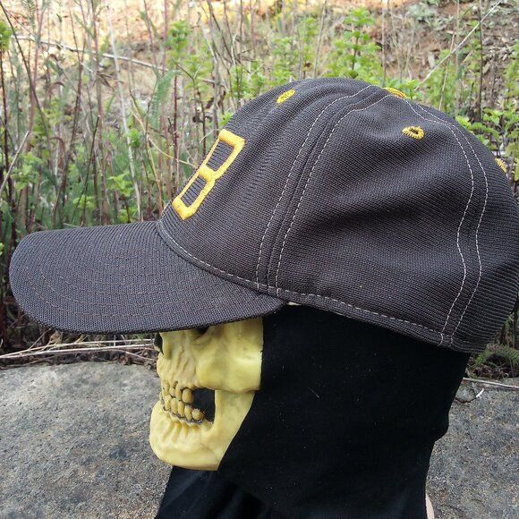 NCAA × New Era × Vintage Vintage New Era Pro Model North Bend Fitted Hat Cap Size ONE SIZE - 2 Thumbnail