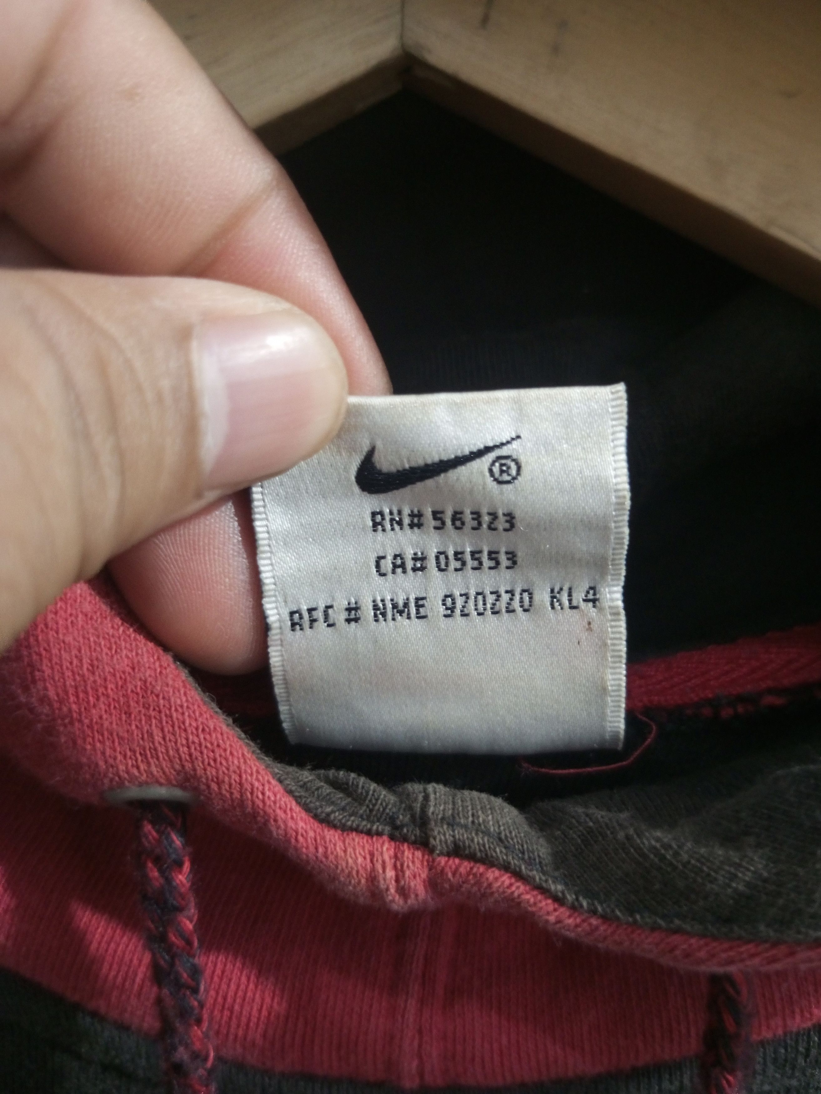 Nike × Vintage Vintage nike big Swoosh sun fadded hoodie Size US M / EU 48-50 / 2 - 14 Thumbnail