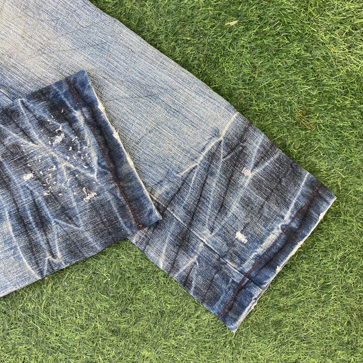 If Six Was Nine HERITAGE STONE FLARED DISTRESSED JEANS Size US 30 / EU 46 - 6 Thumbnail