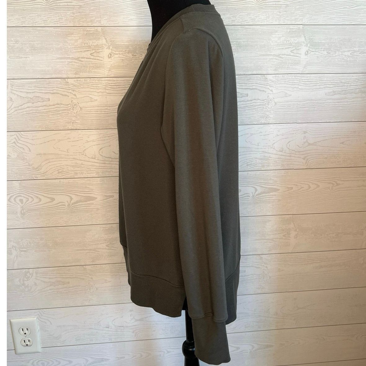 Other Mondetta brushed tunic sweatshirt burnt olive green Size sm Size S / US 4 / IT 40 - 3 Thumbnail