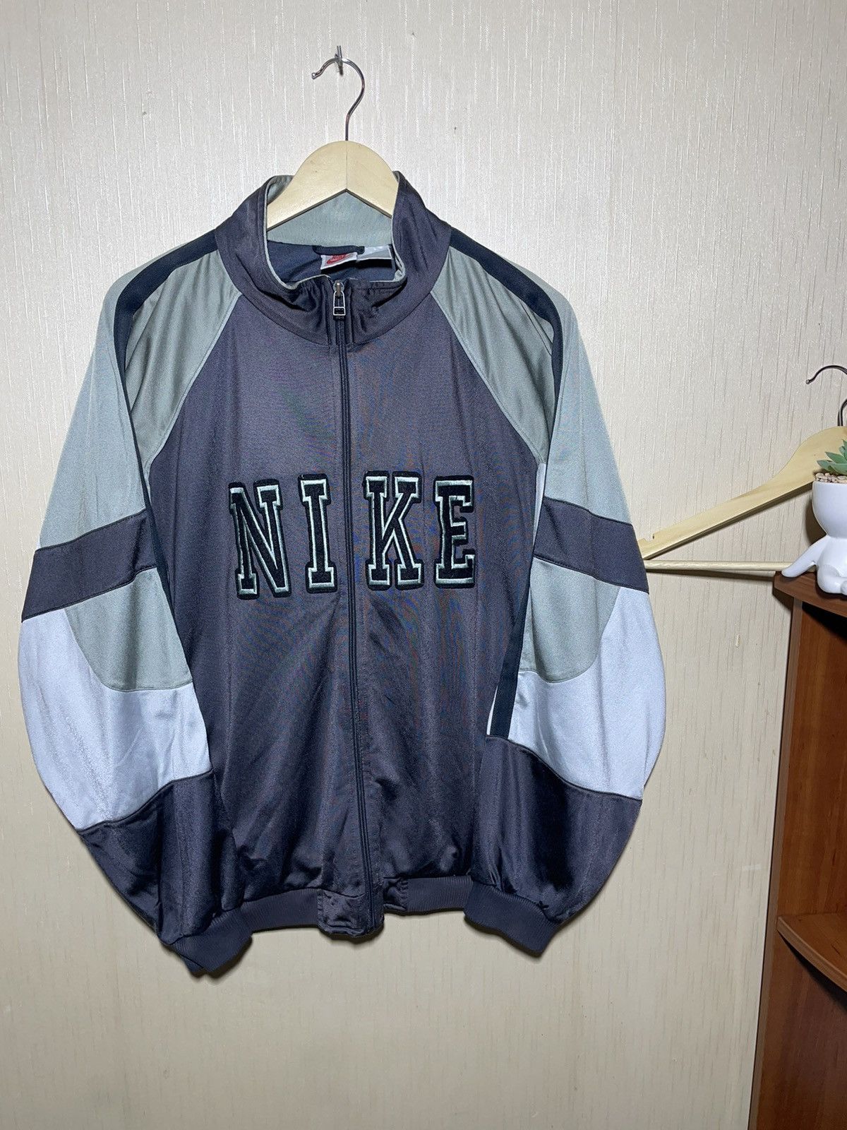 Nike × Vintage Nike track top jacket vintage 90s Size US L / EU 52-54 / 3 - 1 Thumbnail