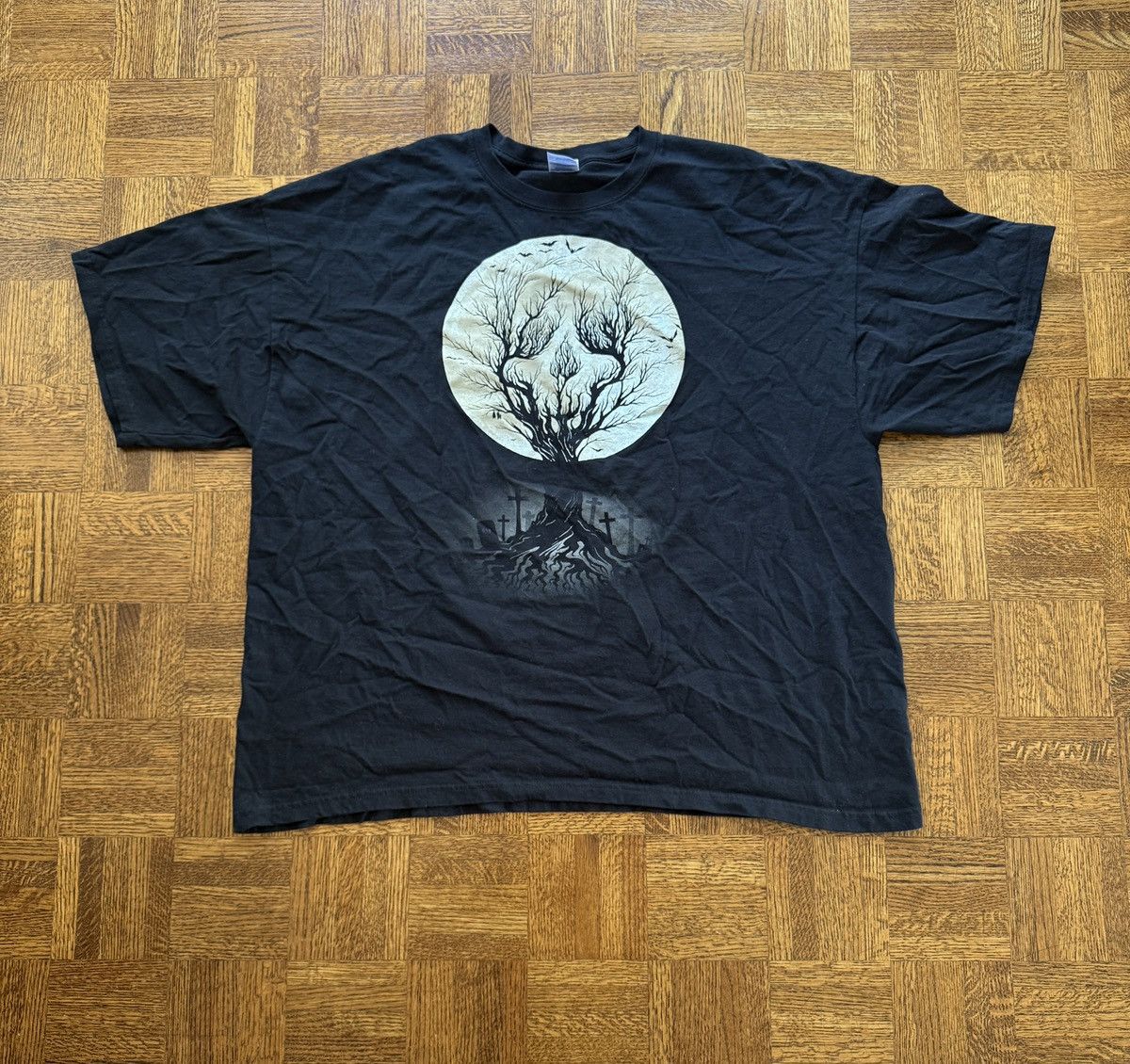 Vintage Vintage Y2K Halloween Skull Moon Tree Graphic Tee 3XL Size US XXL / EU 58 / 5 - 1 Thumbnail