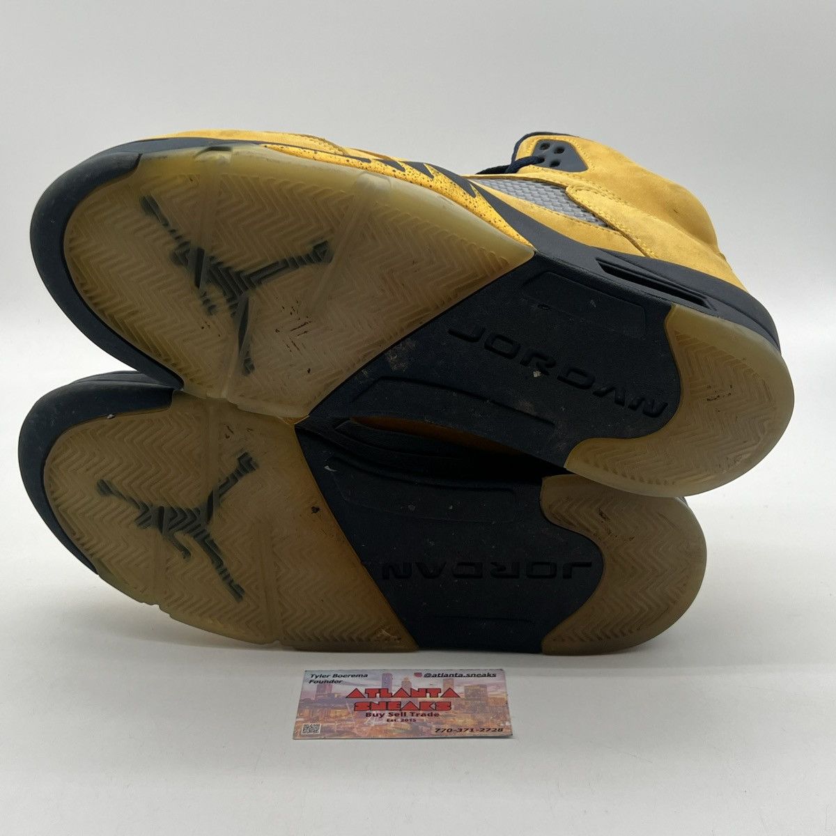 Jordan Brand Air Jordan 5 Michigan Size US 11.5 / EU 44-45 - 7 Thumbnail