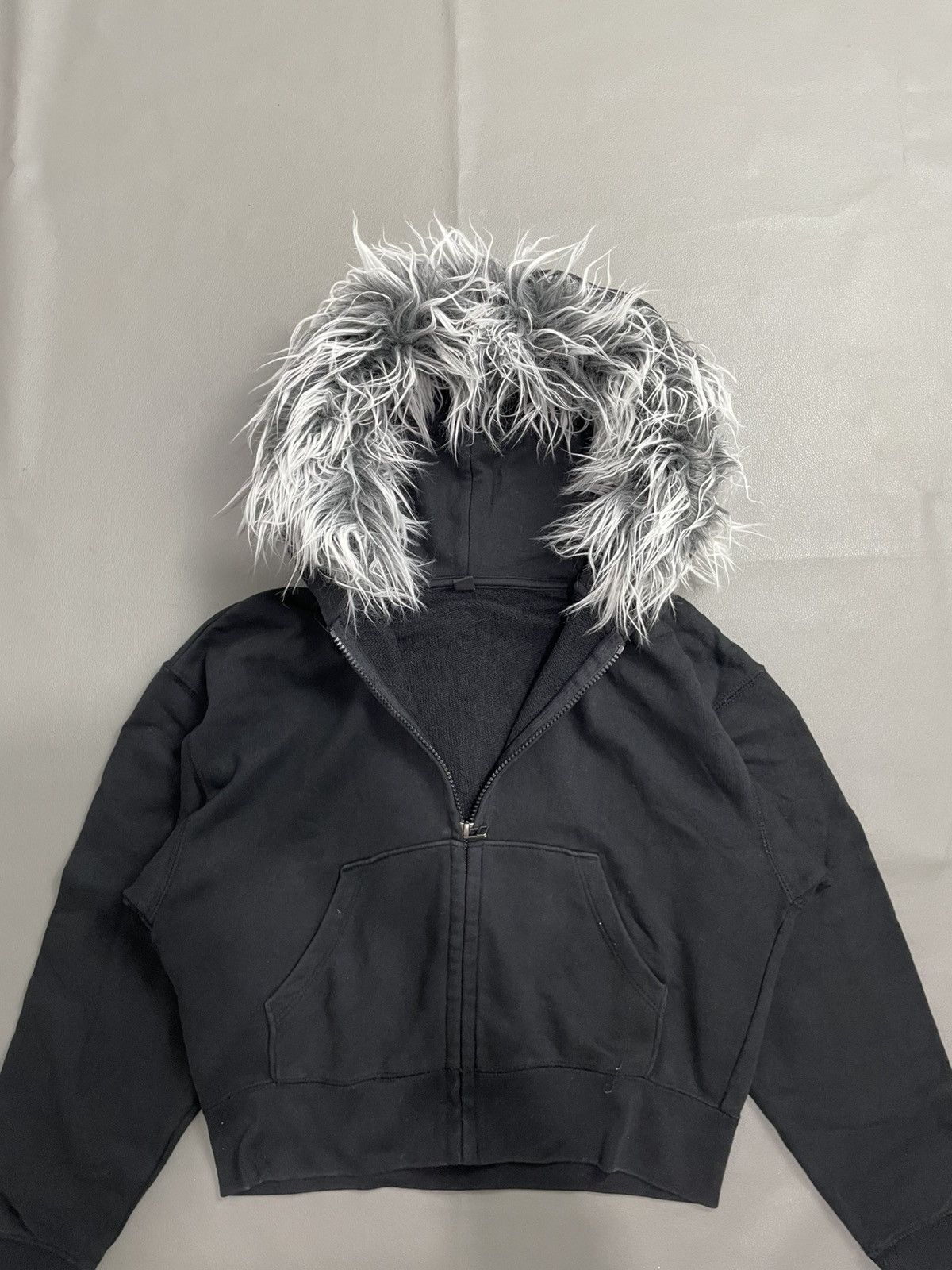 Japanese Brand Japanese uniqlo zip fur hoodie Size US S / EU 44-46 / 1 - 2 Thumbnail