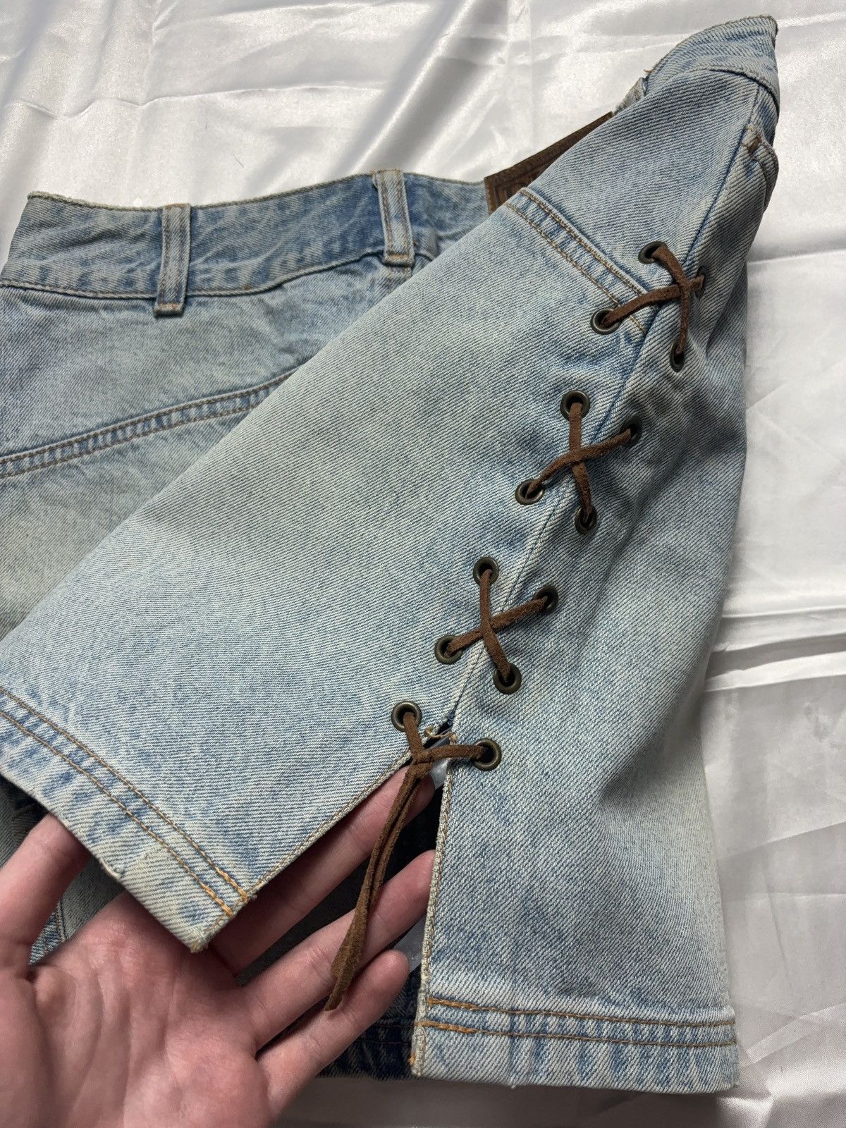 Japanese Brand × Vintage Lace up faded vintage denim mini skirt Size 27" / US 4 / IT 40 - 5 Thumbnail