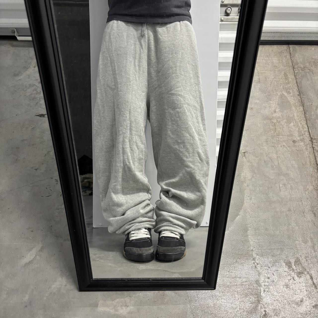 Vintage Crazy Vintage Y2K/2000s Baggy Light Grey Streetwear Essential Sweatpants! Size US 36 / EU 52 - 1 Thumbnail