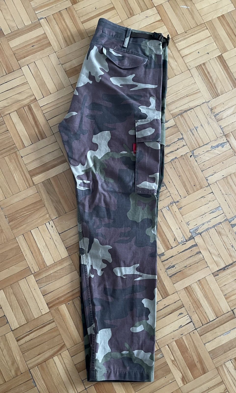Levi's Levi’s camo cargo pants Size US 34 / EU 50 - 3 Thumbnail