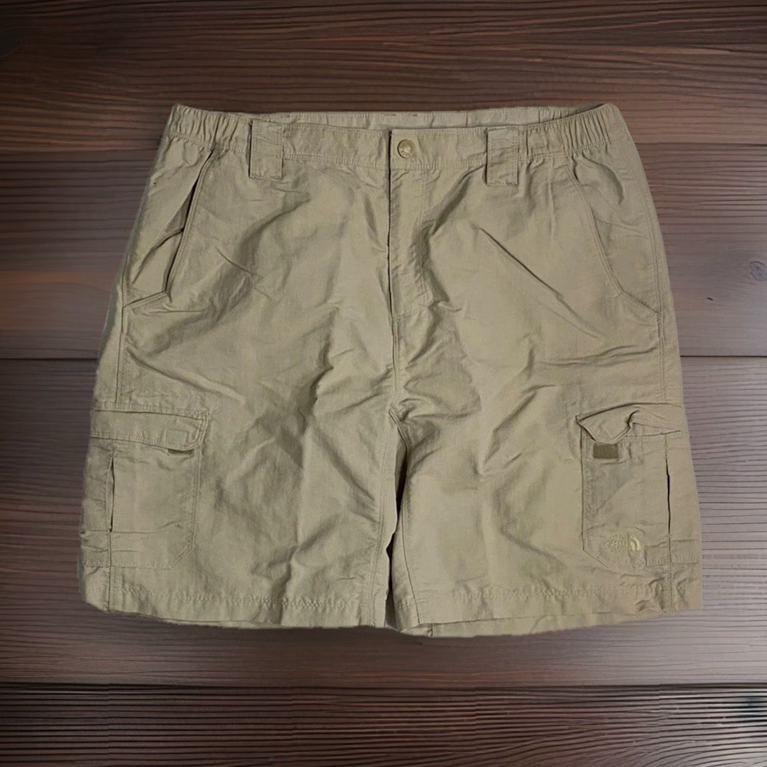 The North Face The North Face Khaki Shorts Mens Nylon Flat Front Zip Pocket Hiking Large Size US 33 - 2 Thumbnail