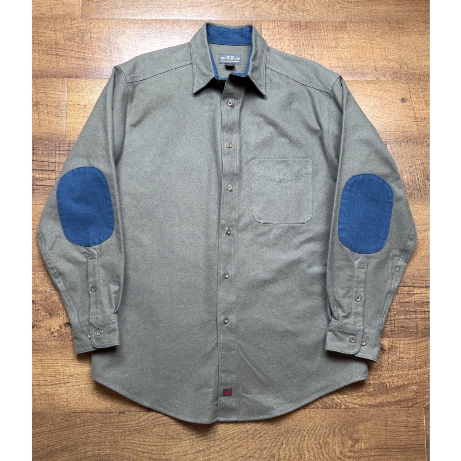 Vintage VINTAGE Woolrich Sportsman Button-Up Shirt Men’s Large Green Chamois Long Sleeve Elbow Patch Collared USA Shirt Men Green Buttons Size US L / EU 52-54 / 3 - 2 Thumbnail