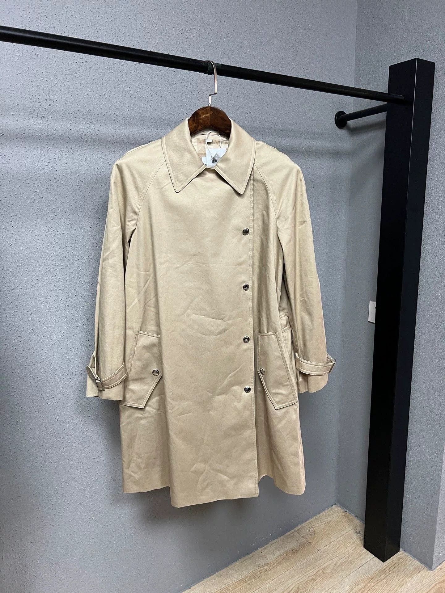 Burberry Burberry Single-Breasted Check Trench Coat Size US 7 / EU 40 - 1 Thumbnail