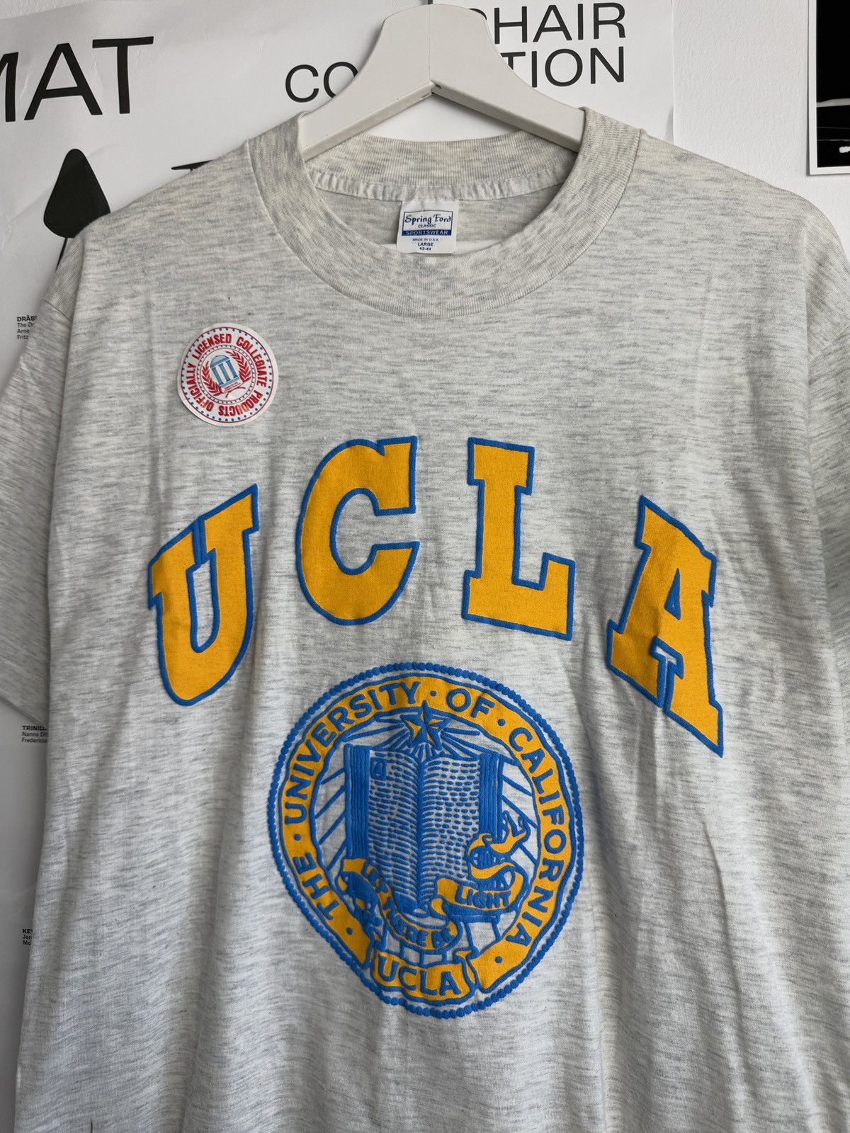 Vintage Vintage 90s UCLA DEADSTOCK single stitch t-shirt L usa DSWT Size US L / EU 52-54 / 3 - 5 Thumbnail