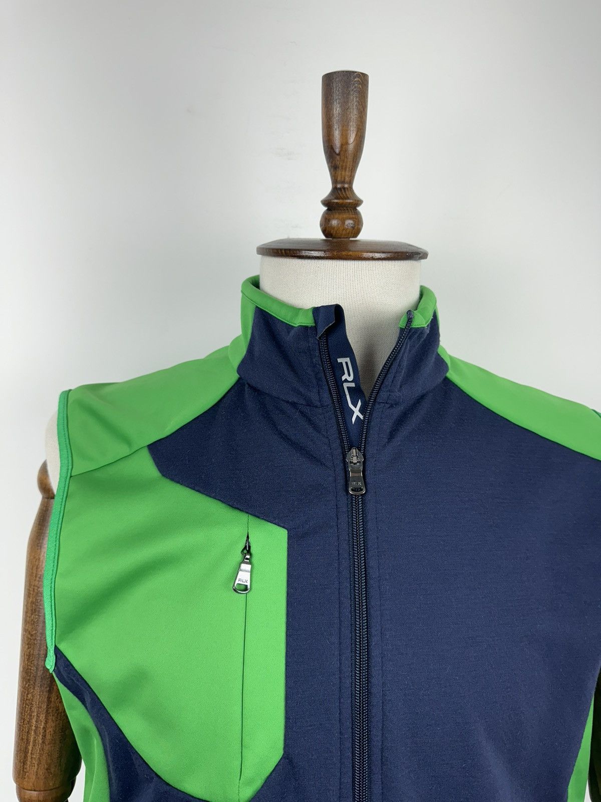 Ralph Lauren Men’s RLX Ralph Lauren Sport Vest Gilet size L Size US L / EU 52-54 / 3 - 2 Thumbnail