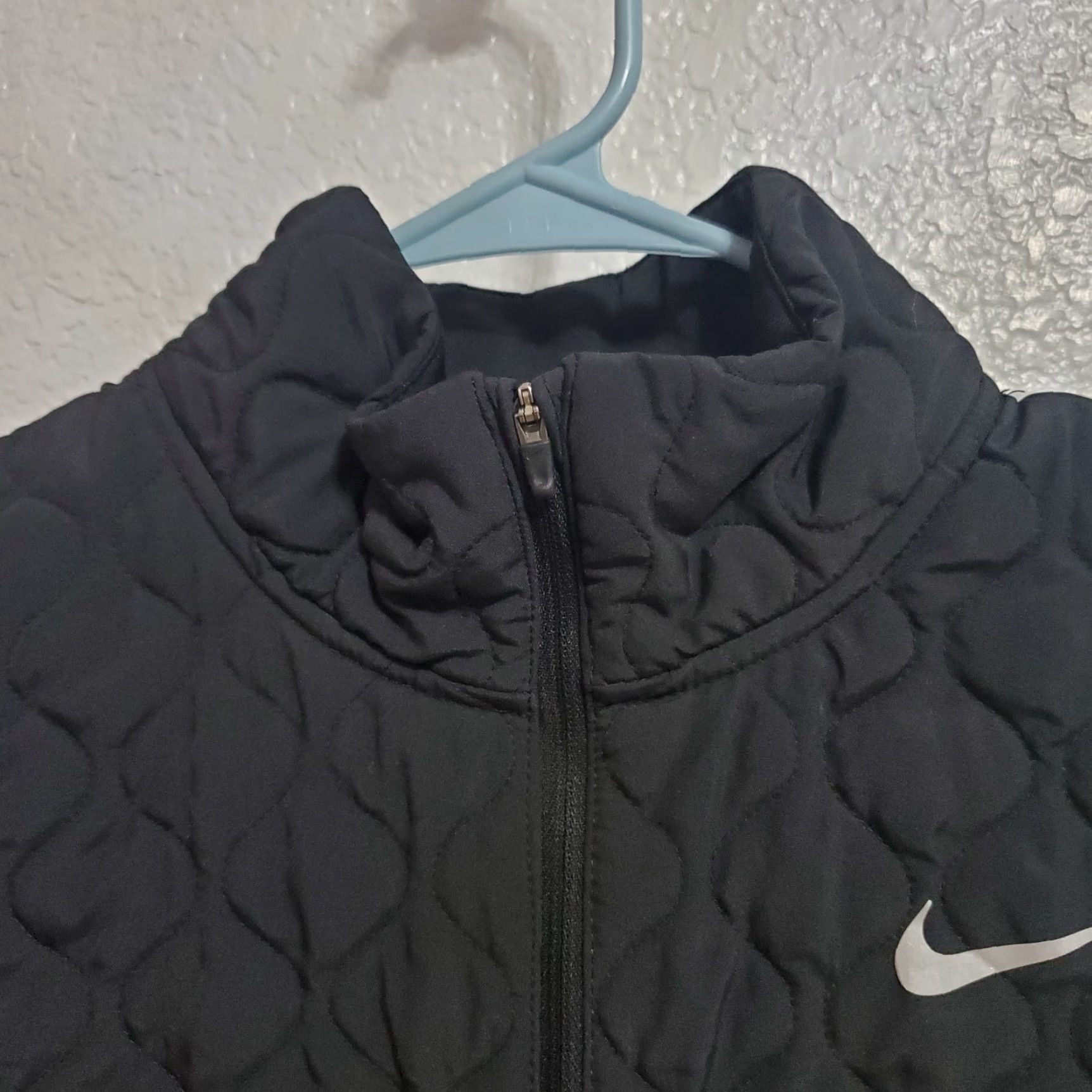 Nike Nike Aerolayer Vest Women M Black Full Zip Soft Shell Gilet Quilted Running Lightweight Pockets Size M / US 6-8 / IT 42-44 - 4 Thumbnail