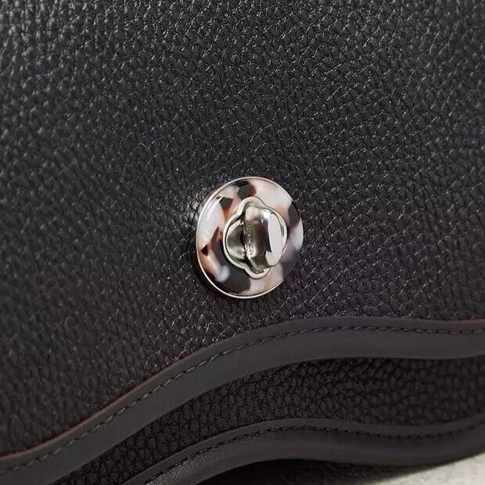 Coach NWT Coach Wavy Dinky Bag Shoulde Crossbody Black CK113 Size ONE SIZE - 14 Thumbnail