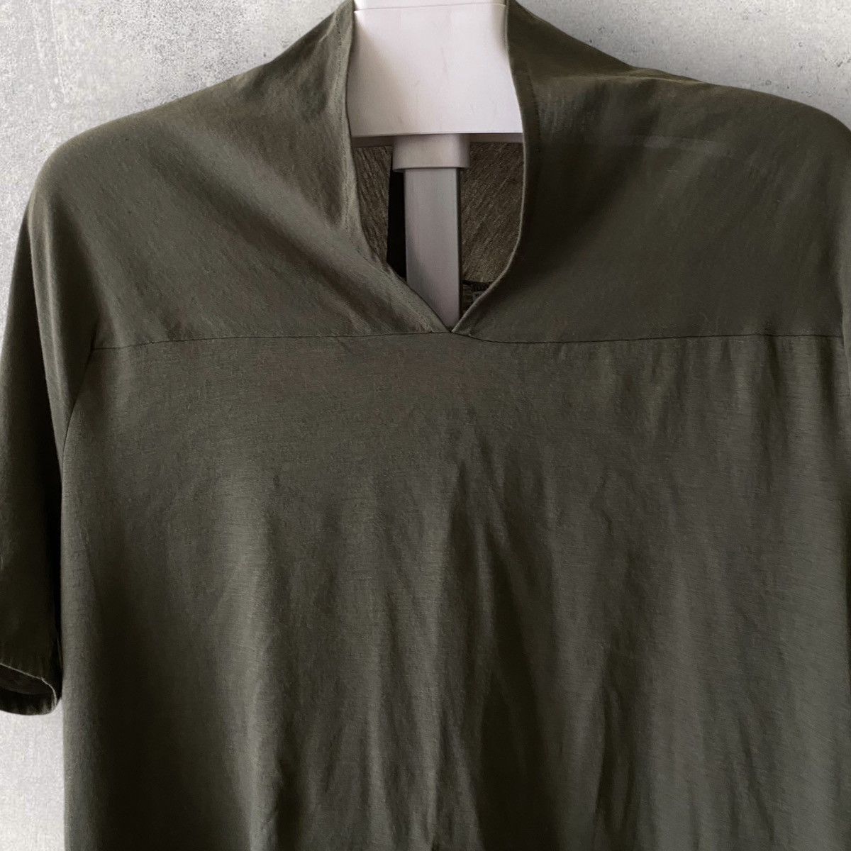Maison Margiela SS11 Cut And Sew V Neck T Shirt Size US M / EU 48-50 / 2 - 1 Thumbnail