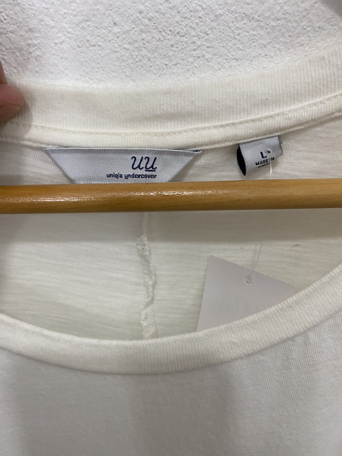 Japanese Brand UNIQLO UNDERCOVER New Standart Family Raglan Japan T shirt Size US L / EU 52-54 / 3 - 3 Thumbnail
