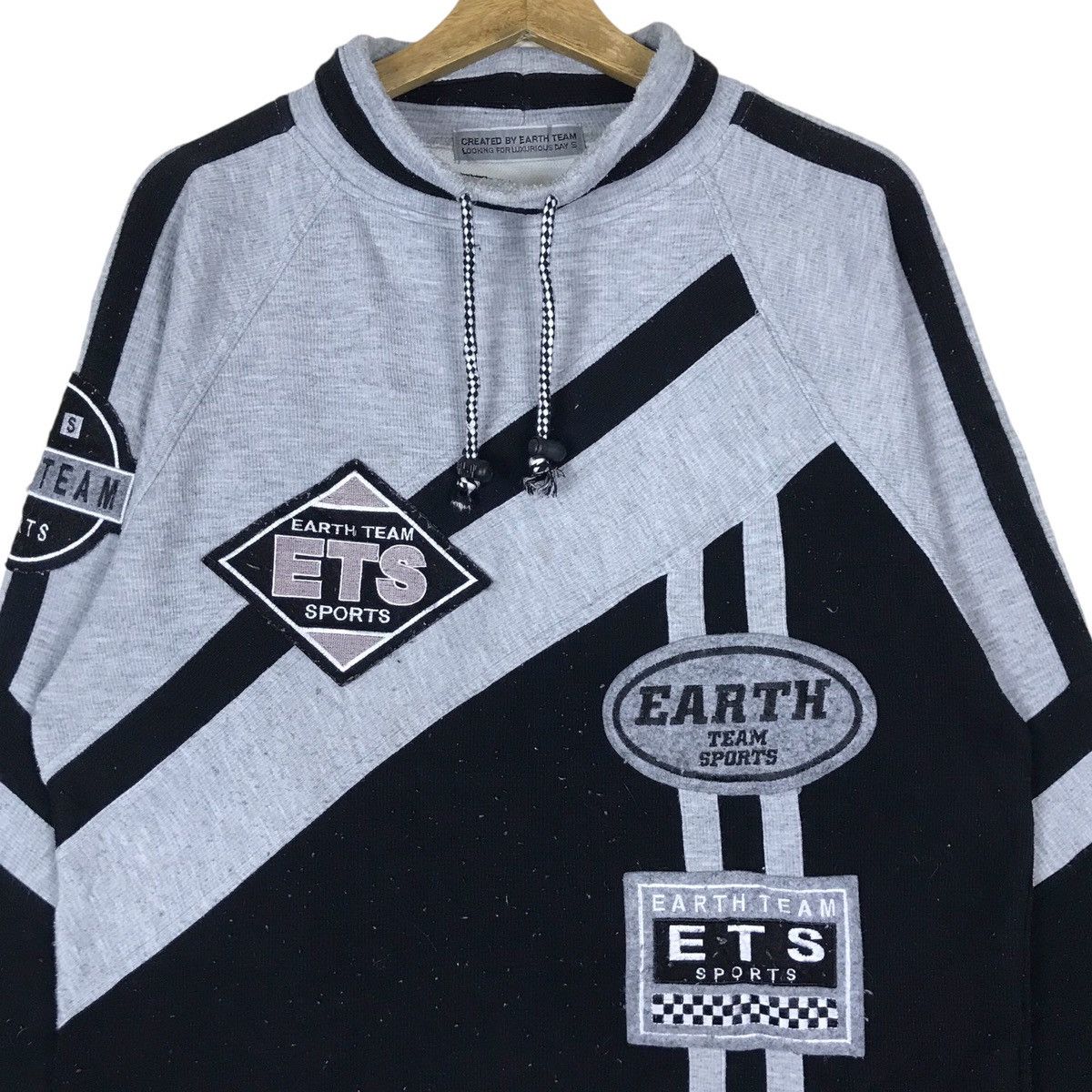 Vintage Vintage Created by Earth Team Drawstring Pullover Jumper Size US S / EU 44-46 / 1 - 2 Thumbnail