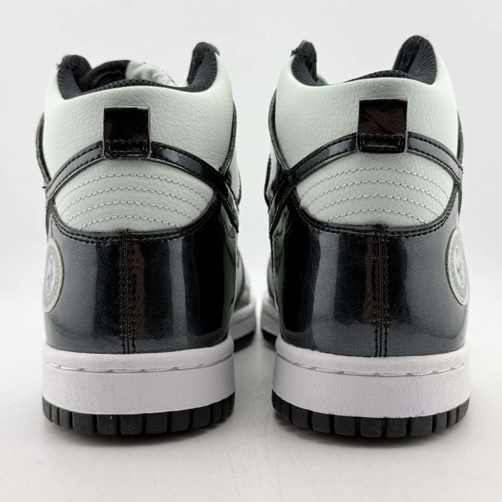 Nike Nike Dunk High SE (GS) Barely Green/Black 6Y New with Box Size US 6 / EU 39 - 5 Thumbnail