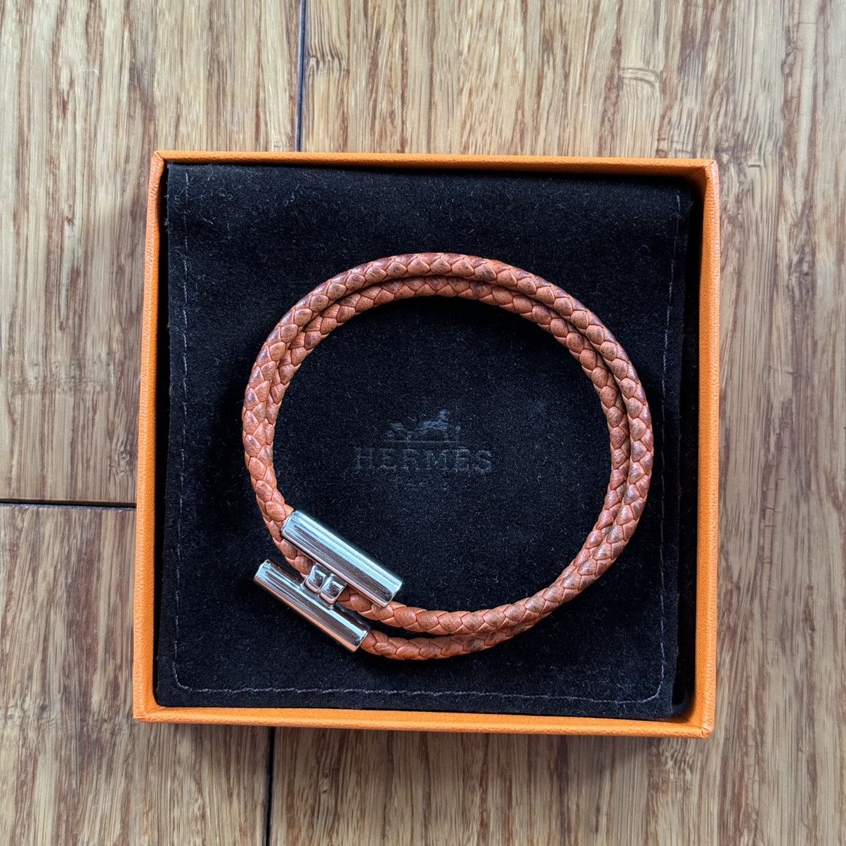 image of Hermes Tournis Tresse Bracelet, Orange/palladium, T4, Men's