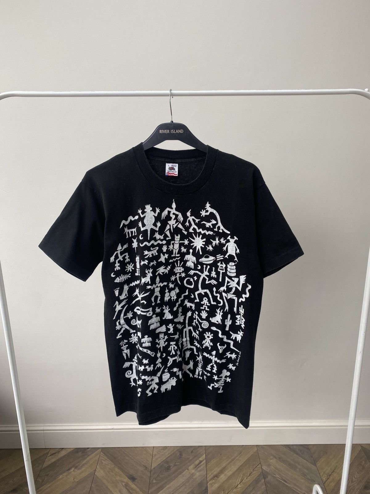 Fruit Of The Loom Vintage FRUIT OF THE LOOM Ken Brown pop art print t-shirt Size US L / EU 52-54 / 3 - 3 Thumbnail