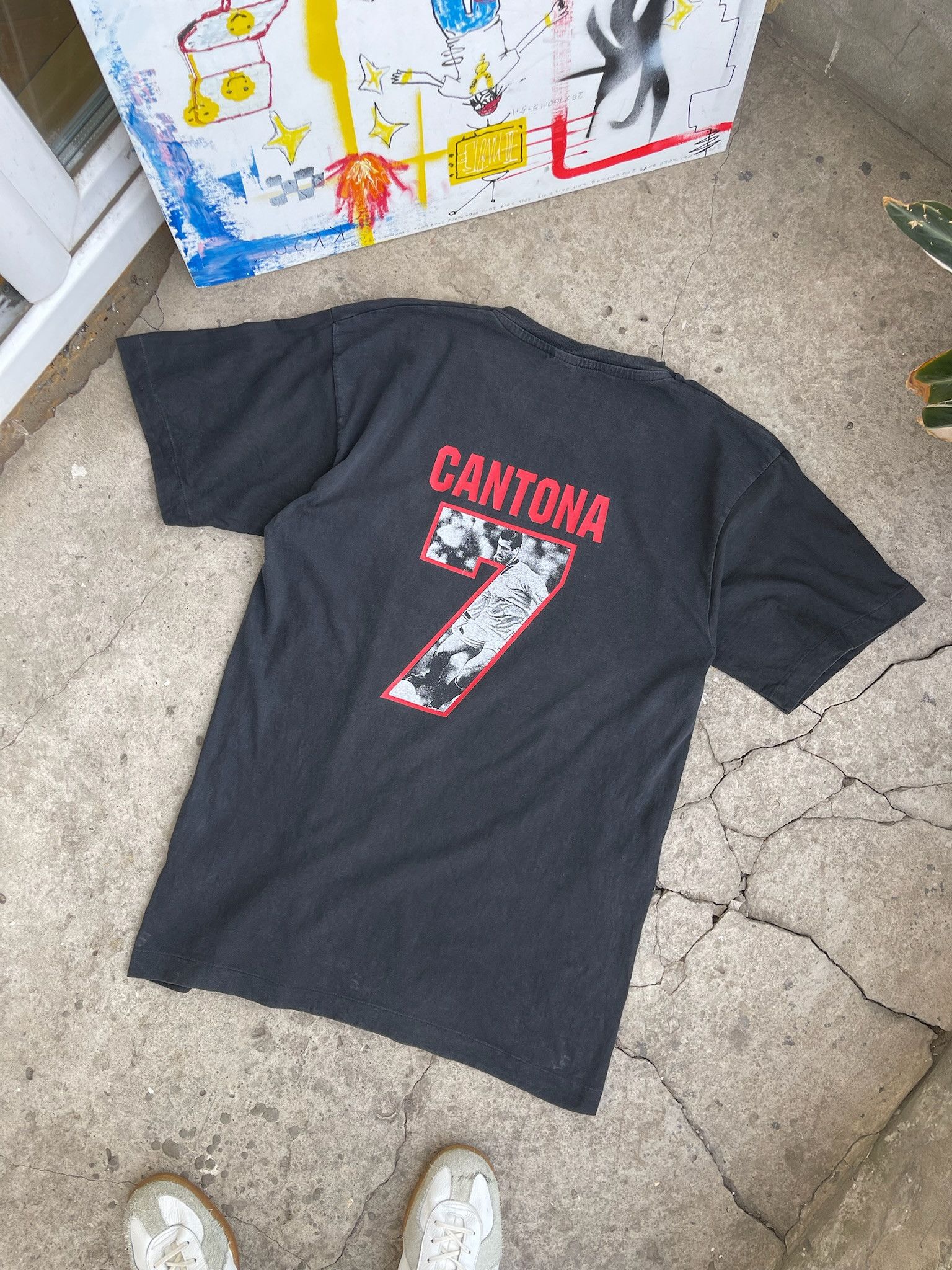 Vintage Vintage Eric Cantona Eric Tshirt Manchester inited jersey Size US L / EU 52-54 / 3 - 3 Thumbnail