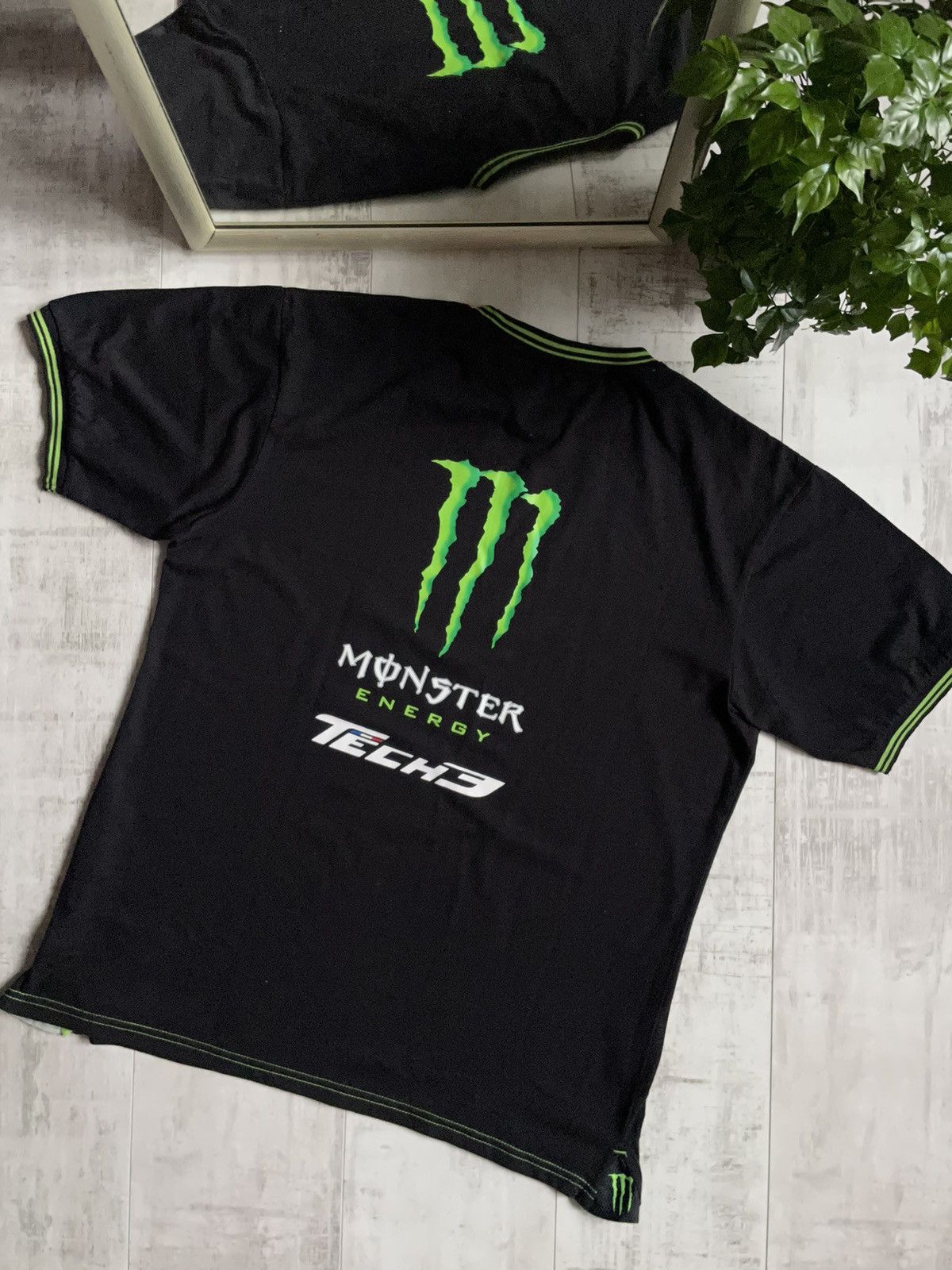 Vintage Monster Energy Y2K Motul Racing Moto T-Shirt Teche Size L Size US L / EU 52-54 / 3 - 9 Thumbnail