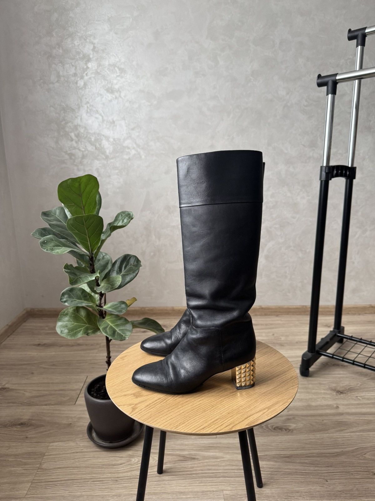 Valentino Valentino Garavani Black Leather High Boots Size US 8 / IT 38 - 2 Thumbnail